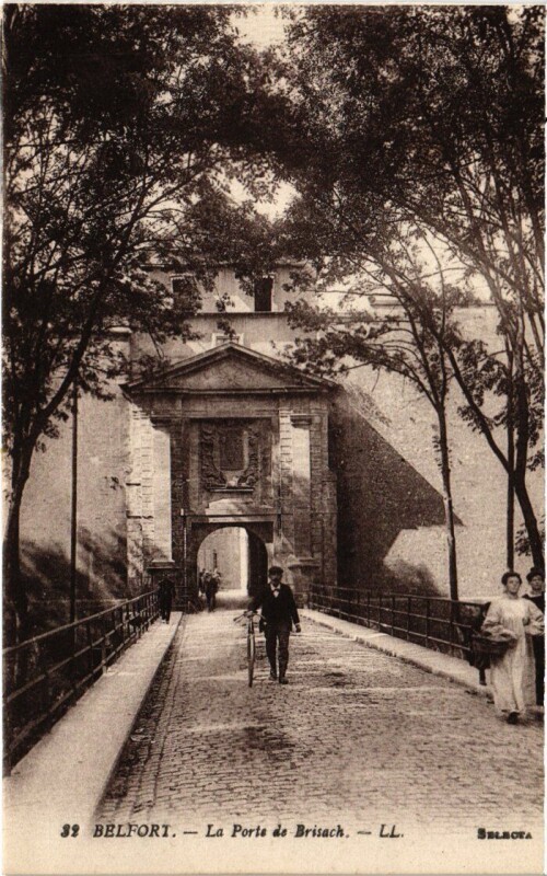 Carte postale ancienne Belfort Porte Brisach à Belfort