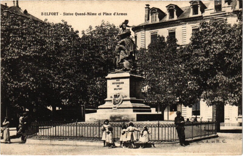 Carte postale ancienne Belfort Statue Quand Meme à Belfort