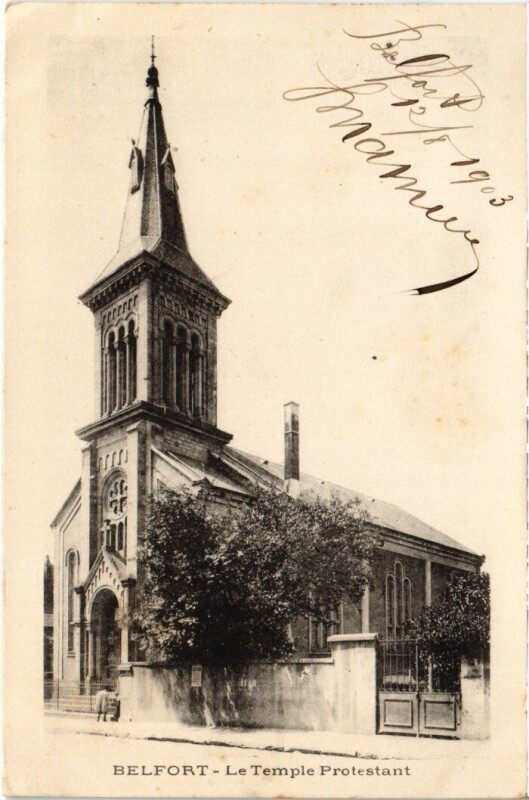 Carte postale ancienne Belfort Temple Protestant à Belfort