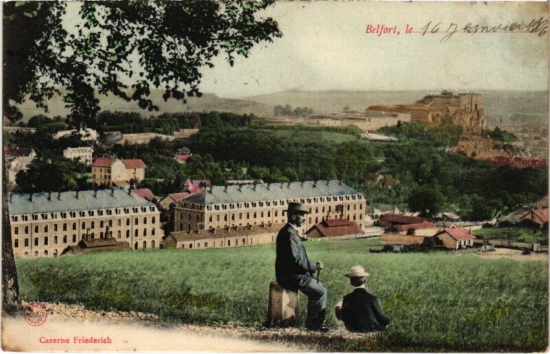 Carte postale ancienne Belfort Caserne Friederich à Belfort