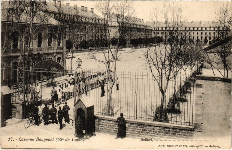 Carte postale ancienne Belfort Caserne Bougenel à Belfort