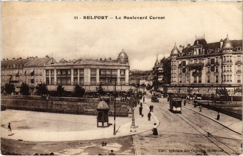 Carte postale ancienne Belfort Boulevard Carnot à Belfort