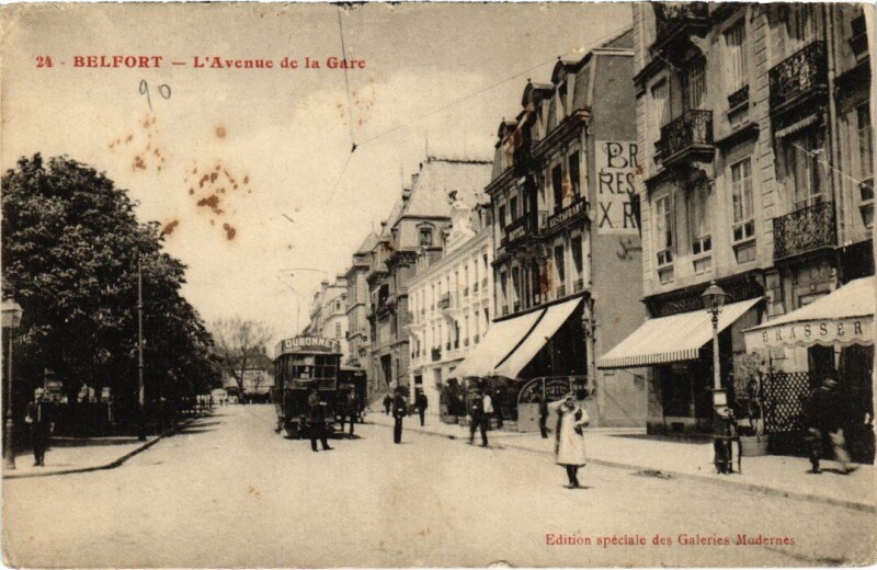Carte postale ancienne Belfort Avenue de la Gare à Belfort