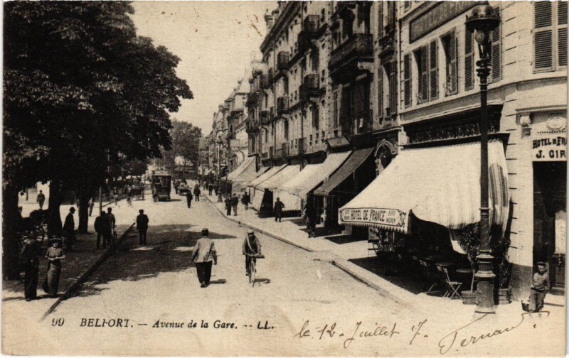 Carte postale ancienne Belfort Avenue de la Gare à Belfort