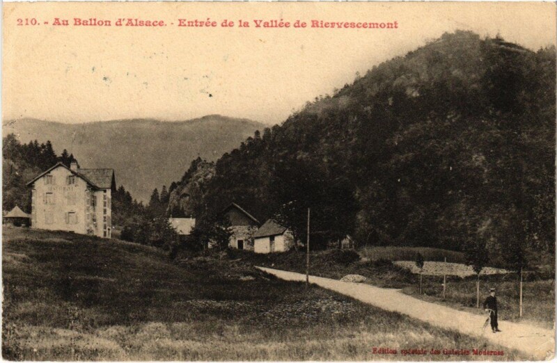 Carte postale ancienne Ballon d'Alsace Entree de la Vallee de Riervescemont à Riervescemont