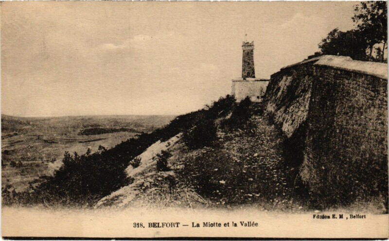 Carte postale ancienne Belfort La Miotte et la Vallee à Belfort