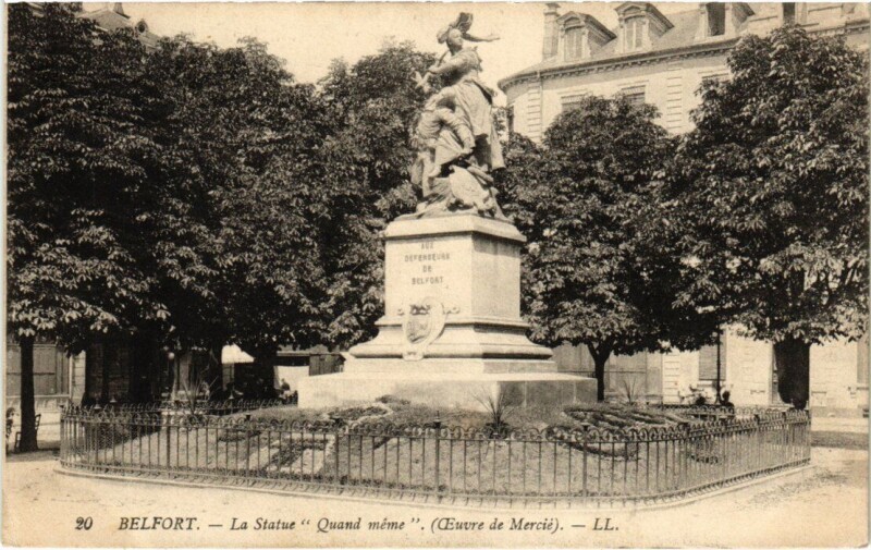 Carte postale ancienne Belfort Statue Quand Meme à Belfort