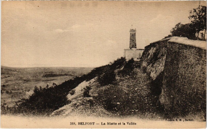 Carte postale ancienne Belfort La Miotte et la Vallee à Belfort