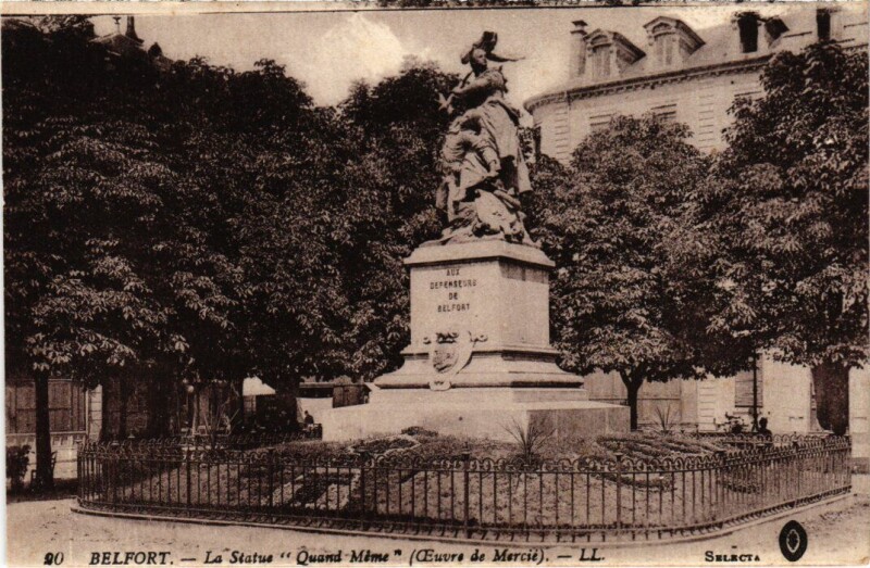 Carte postale ancienne Belfort Statue Quand Meme à Belfort