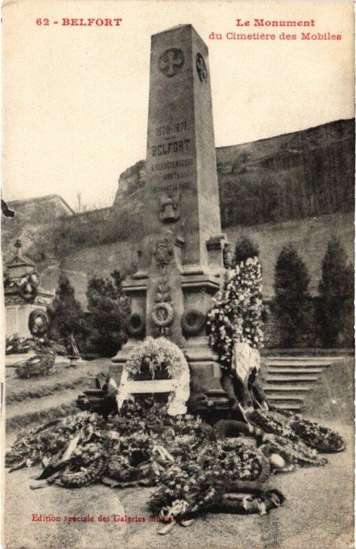 Carte postale ancienne Belfort Monument du Cimetiere des Mobiles à Belfort