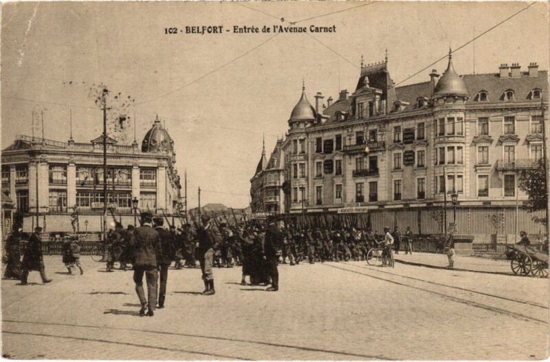 Carte postale ancienne Belfort Entree de l'Avenue Carnot à Belfort