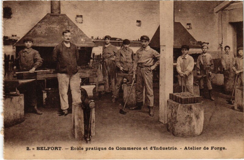 Carte postale ancienne Belfort Ecole pratique de Commerce et d'Industrie à Belfort
