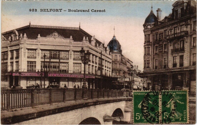 Carte postale ancienne Belfort Boulevard Carnot à Belfort