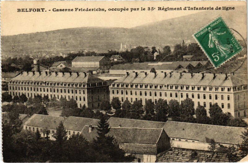 Carte postale ancienne Belfort Caserne Friederichs à Belfort