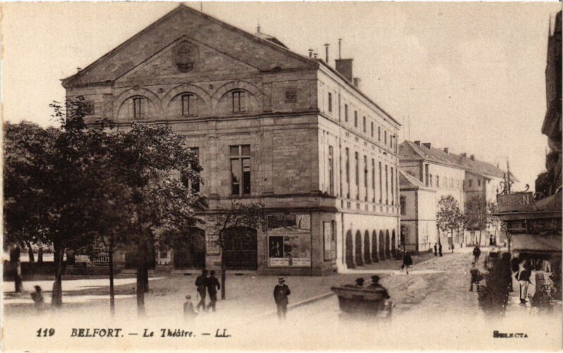 Carte postale ancienne Belfort Le Theatre à Belfort