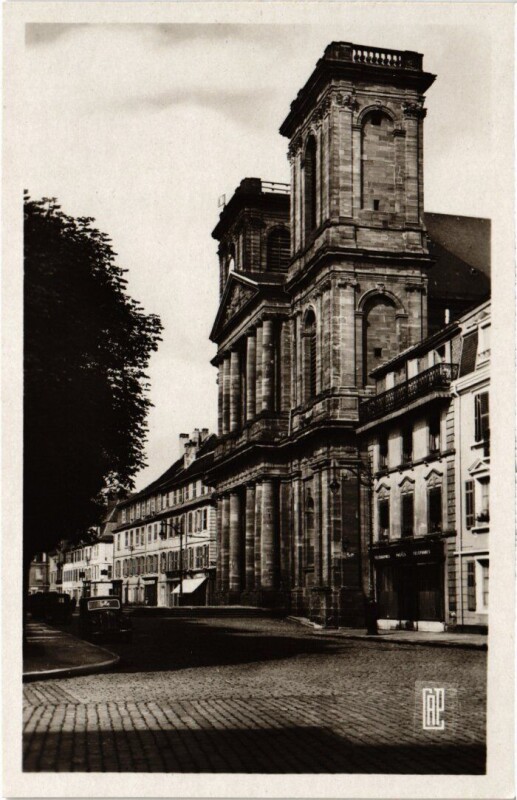 Carte postale ancienne Belfort La Cathedrale à Belfort
