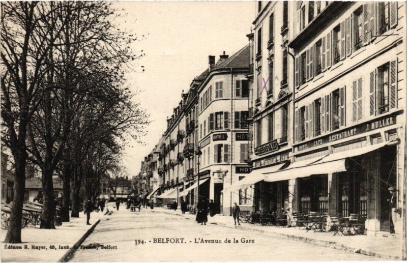 Carte postale ancienne Belfort Avenue de la Gare à Belfort
