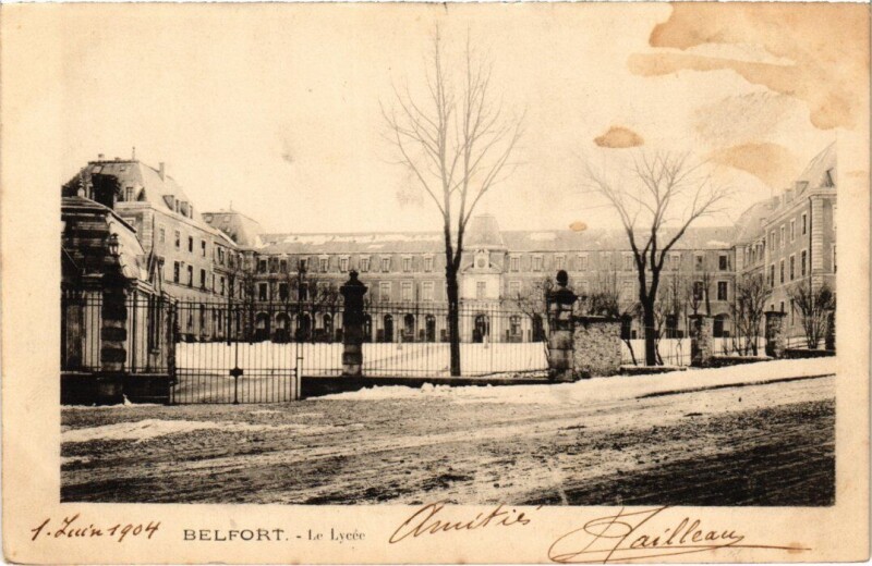 Carte postale ancienne Belfort Le Lycee à Belfort