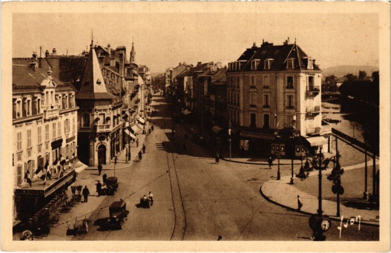 Carte postale ancienne Belfort Place Corbis Faubourg des Ancetres à Belfort