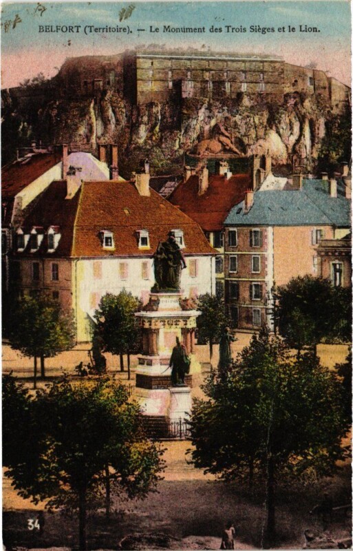 Carte postale ancienne Siege de Belfort Monument des Trois à Belfort