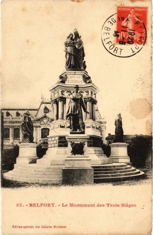 Carte postale ancienne Siege de Belfort Monument des Trois à Belfort
