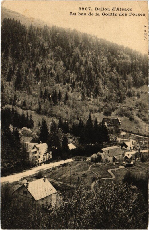 Carte postale ancienne Ballon d'Alsace Au bas de la Goutte des Forges