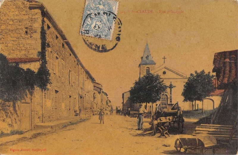 Carte postale ancienne Saint Claude Du Rhone - Rue Principale