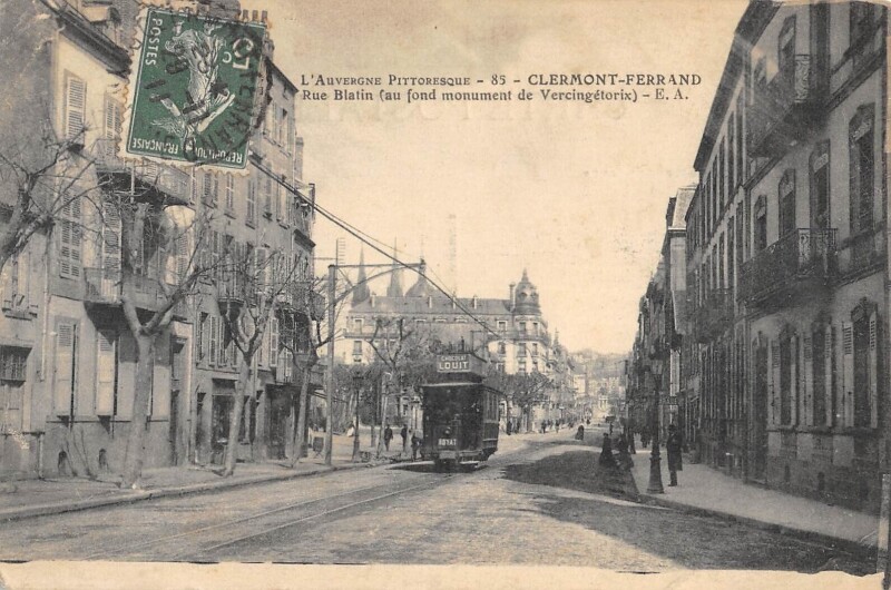 Carte postale ancienne Clermont Ferrand - Rue Blatin à Clermont-Ferrand