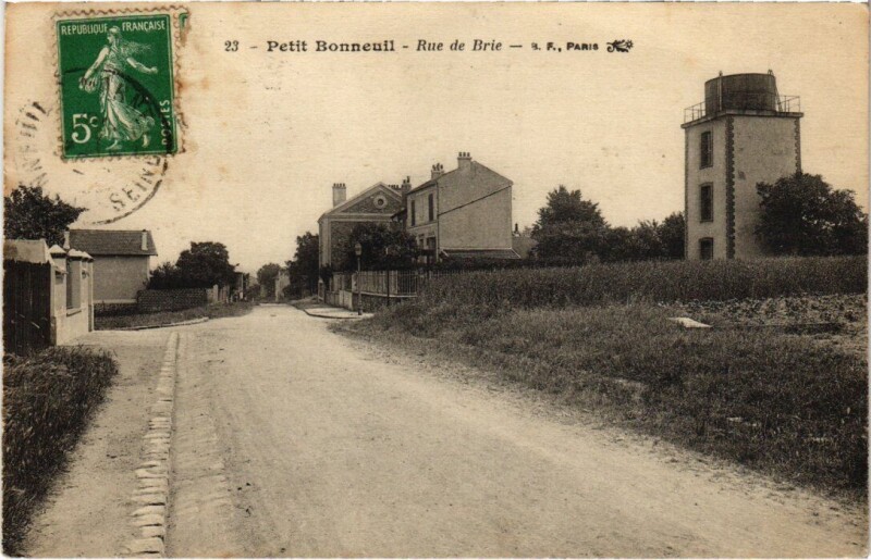 Carte postale ancienne Bonneuil Rue de Brie
