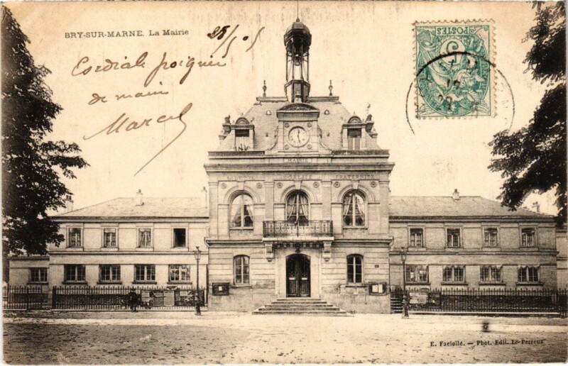 Carte postale ancienne Byr sur Marne La Mairie
