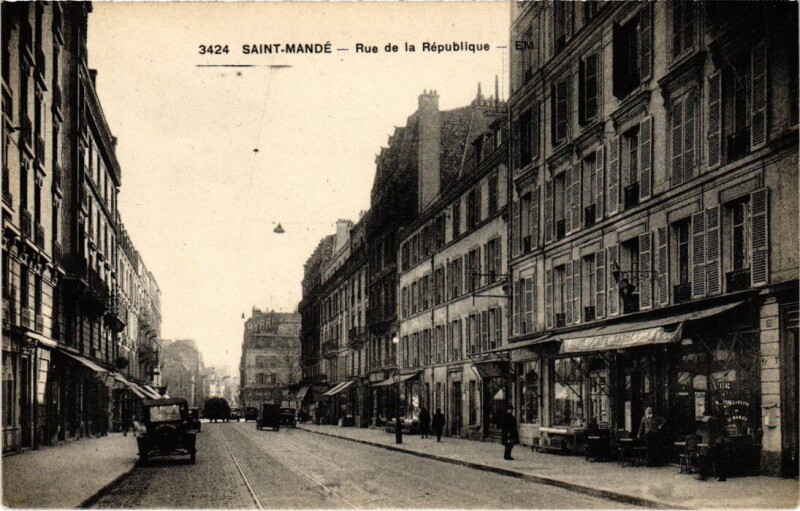 Carte postale ancienne St Mande Rue de la Republique