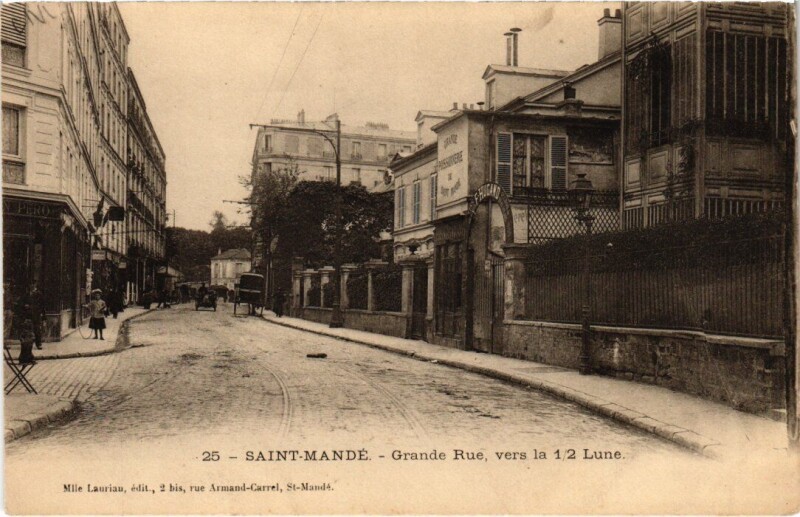 Carte postale ancienne St Mande Grande Rue
