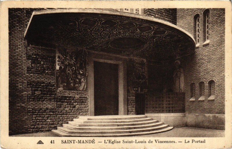 Carte postale ancienne St Mande Eglise Saint-Louis de Vincennes Le Portail à Vincennes