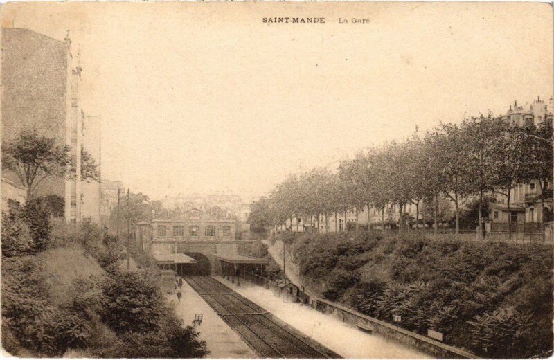 Carte postale ancienne St Mande La Gare
