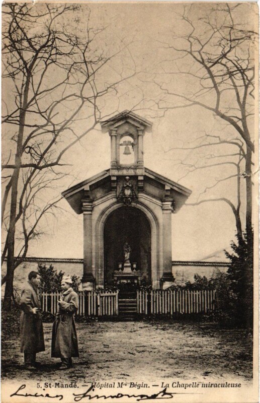 Carte postale ancienne St Mande Hopital Mre Begin Chapelle miraculeuse