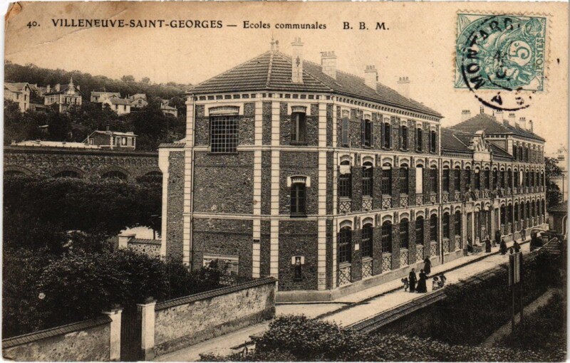 Carte postale ancienne Villeneuve Saint-Georges Ecoles communales à Villeneuve-Saint-Georges