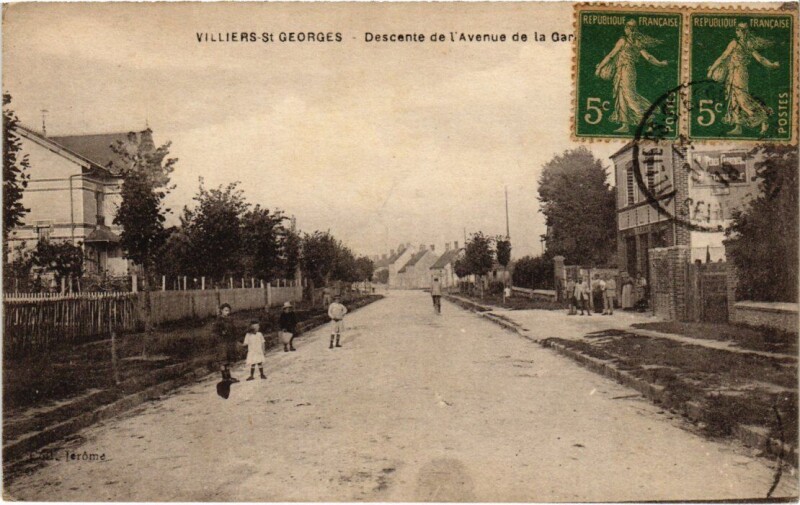 Carte postale ancienne Villeneuve Saint-Georges Descente de l'Avenue de la Gare à Villeneuve-Saint-Georges