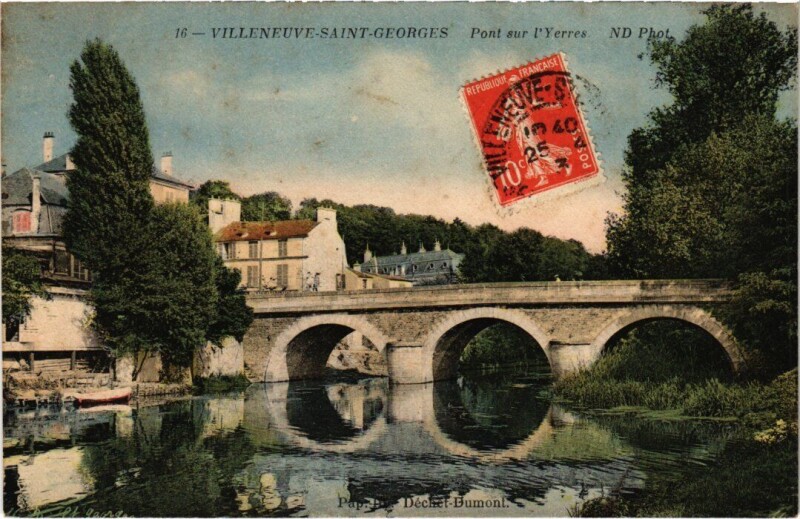 Carte postale ancienne Villeneuve Saint-Georges Pont sur l'Yerres à Villeneuve-Saint-Georges