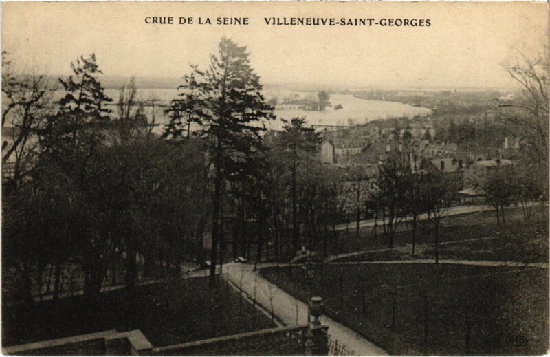 Carte postale ancienne Villeneuve Saint-Georges Crue de la Seine à Villeneuve-Saint-Georges