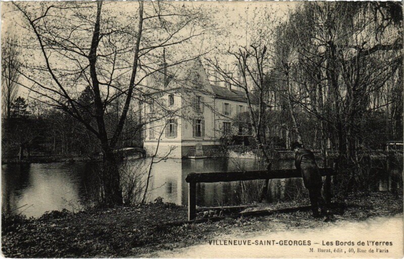 Carte postale ancienne Villeneuve Saint-Georges Les Bords de l'Yerres à Villeneuve-Saint-Georges