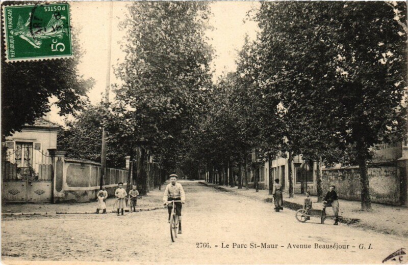 Carte postale ancienne St Maur Avenue Beausejour