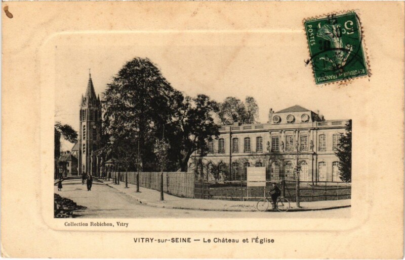 Carte postale ancienne Vitry Le Chateau et Eglise