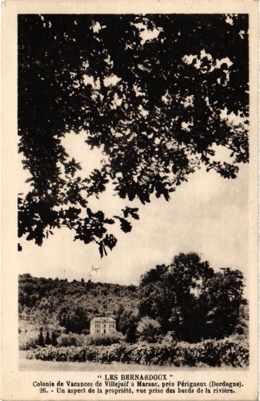 Carte postale ancienne Un aspect de la propriete