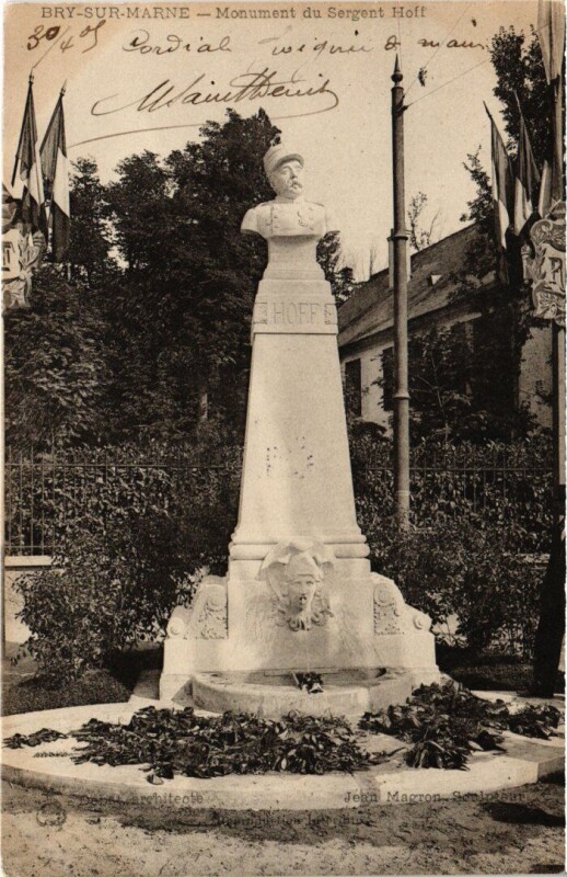 Carte postale ancienne Bry sur Marne Monument du Sergent Hoff à Bry-sur-Marne