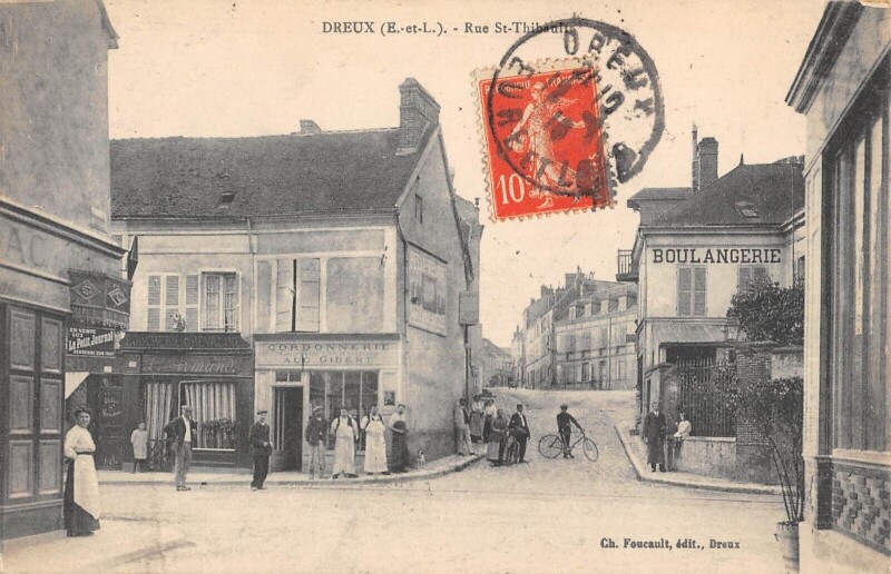 Carte postale ancienne Dreux - Rue Saint Thibault à Dreux