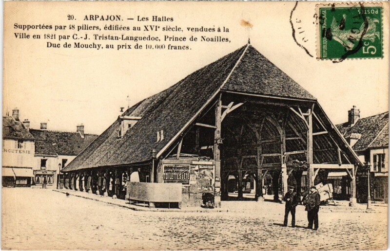 Carte postale ancienne Arpajon Les Halles France à Arpajon