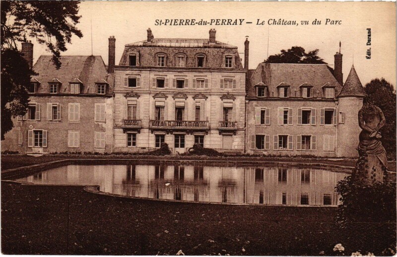 Carte postale ancienne St.Pierre du Perray Le Chateau, vu du Parc France