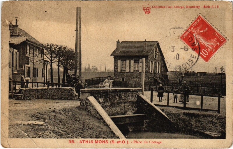 Carte postale ancienne Athis-Mons Place du Cottage France à Athis-Mons