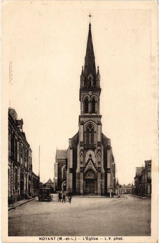 Carte postale ancienne Noyant Eglis