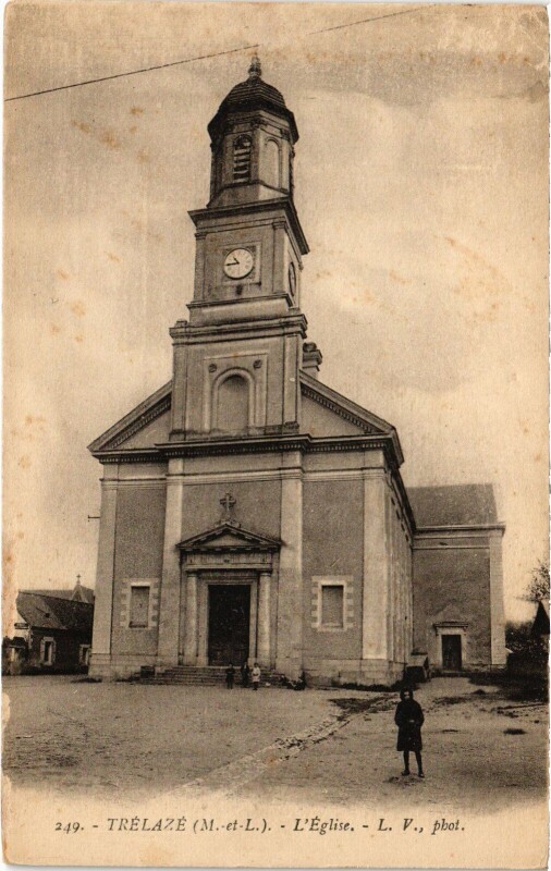 Carte postale ancienne Trélazé Eglise à Trélazé